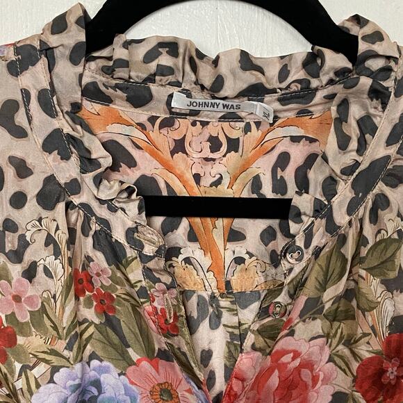 Johnny Was Amabel 100% Silk Blouse Large Cheetah Print Button Up Extra Large - Picture 8 of 14